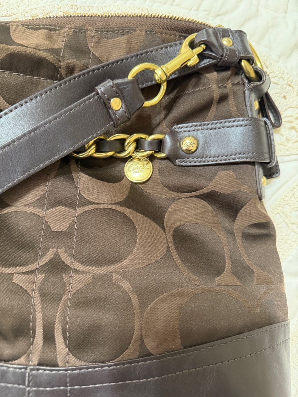 Coach Chocolate Brown Signature Sateen Leather Shoulder/Crossbody GoldTone Chain - Picture 12 of 15